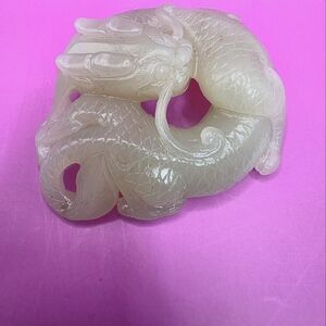Chinese Jade Fine Dragon Carving 78 Grams